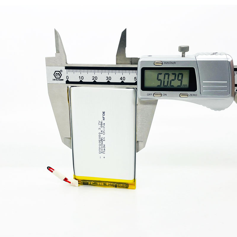 3.7V 4000mAh Rechargeable Li Polymer Battery Custom Lipo Lithium Ion Pouch Battery Suppliers China