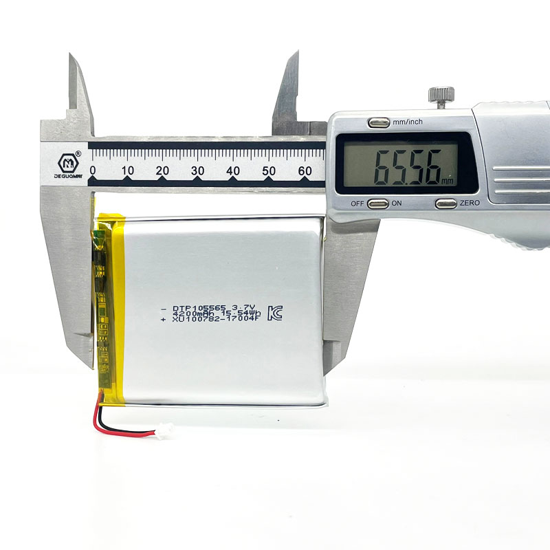 Custom 3.7 Volt 4200mAh Rechargeable Lipo Pouch Battery Lithium Ion Polymer Battery Manufacturers